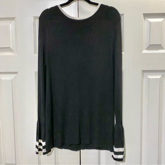 Eloquii Bell Sleeve Sweater 18/20 - Picture 4 of 8